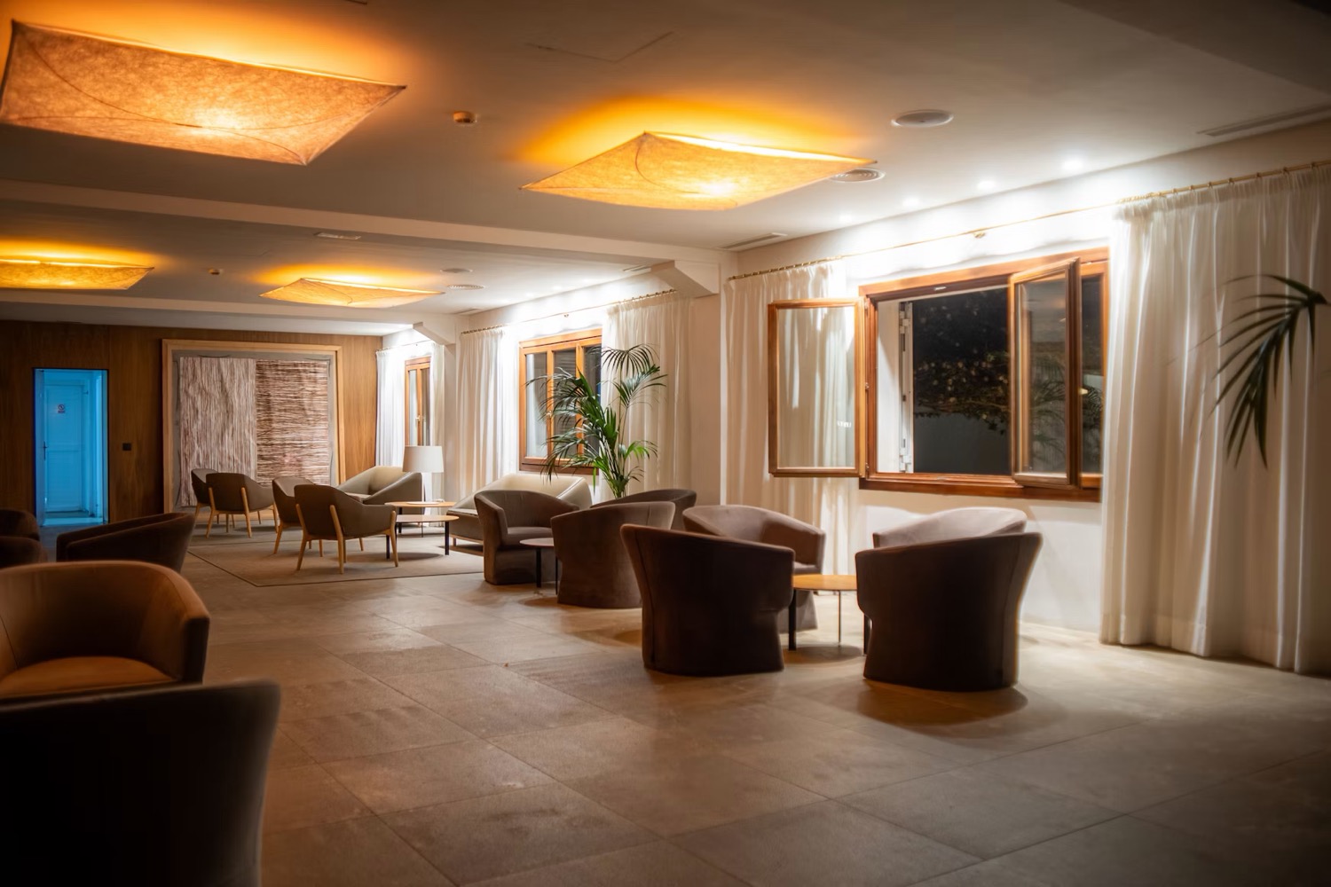 Luxury wellness lounge
